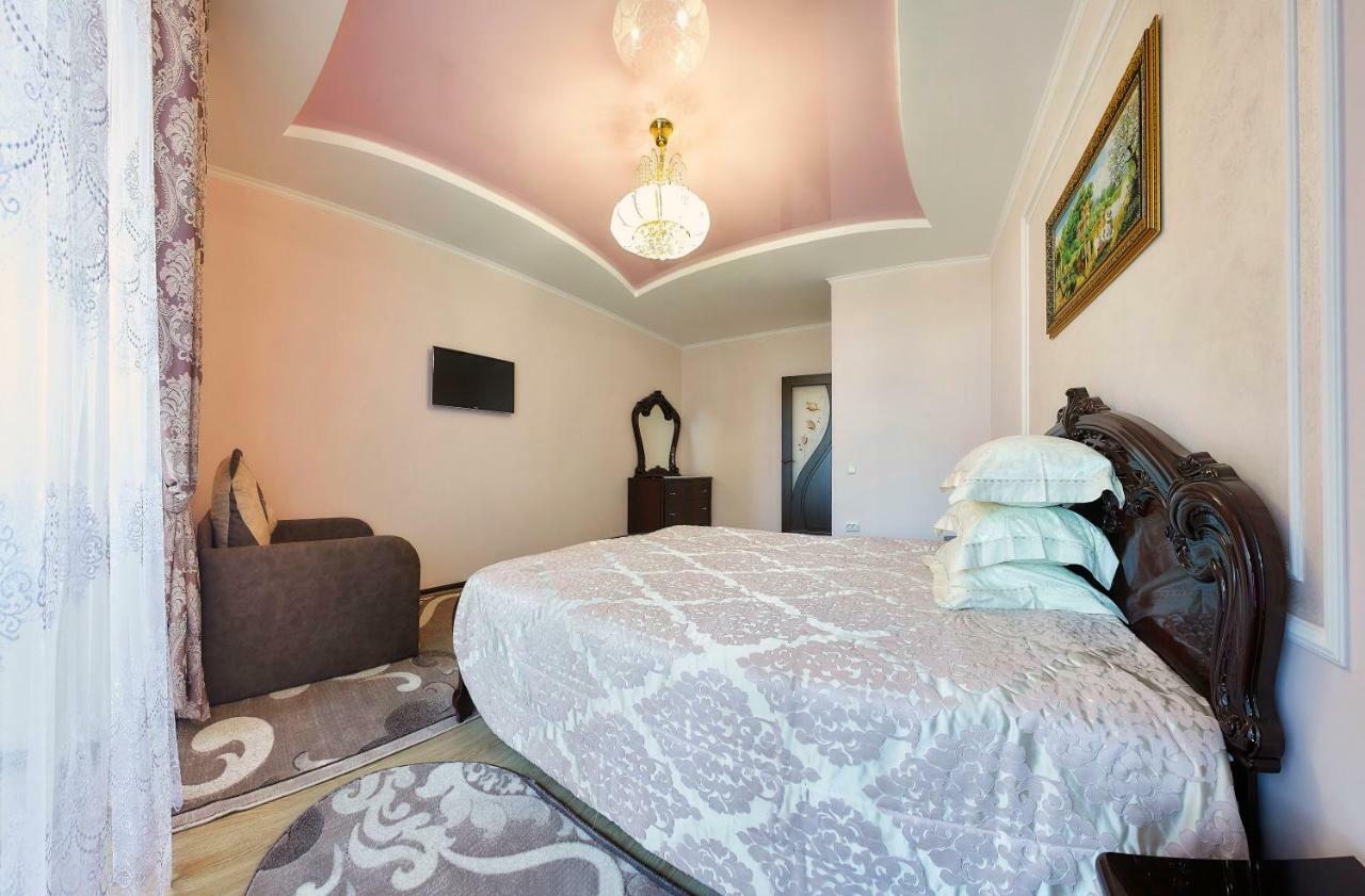Luxury Apartament 2 Truskavets Dış mekan fotoğraf